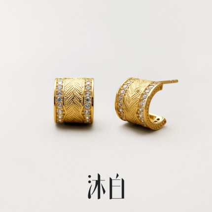 沐白MU金色925纯银复古路路通精致耳钉2026新款女耳饰高级感国风