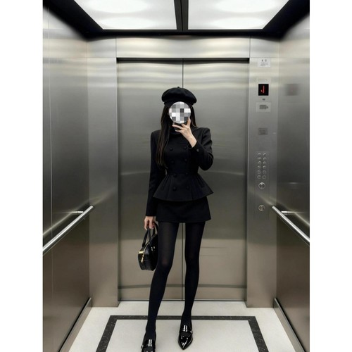 秋冬财阀千金小香风套装双排扣设计修身毛呢外套高腰半身裙两件套