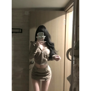 美式辣妹复古连帽卫衣套装长袖短款外套时尚气质排扣半身裙两件套