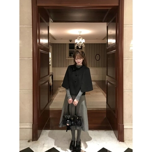法式 英伦风复古双色双排扣斗篷外套灰色针织打底衣中长裙三件套女