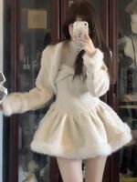 A two-piece set of French-style sweet and girlish plush patchwork coat with a sense of design and bow dress thumbnail 4