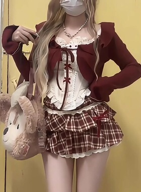 甜辣chic别致漂亮套装裙红色套装三件套夏季2024新款格子蛋糕裙女