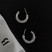 耳钉新款 小众设计感耳环独特高级感冷淡风银针纯银耳饰女 2026爆款