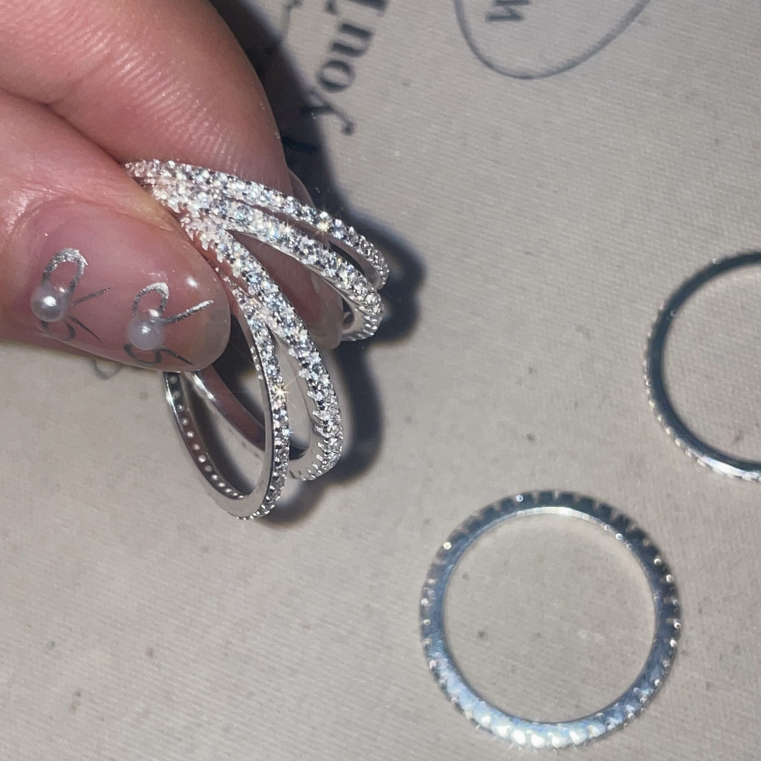 s925纯碎冰冰银锆石戒指女食指圈圈爆闪宽指环学生党2025新款饰品