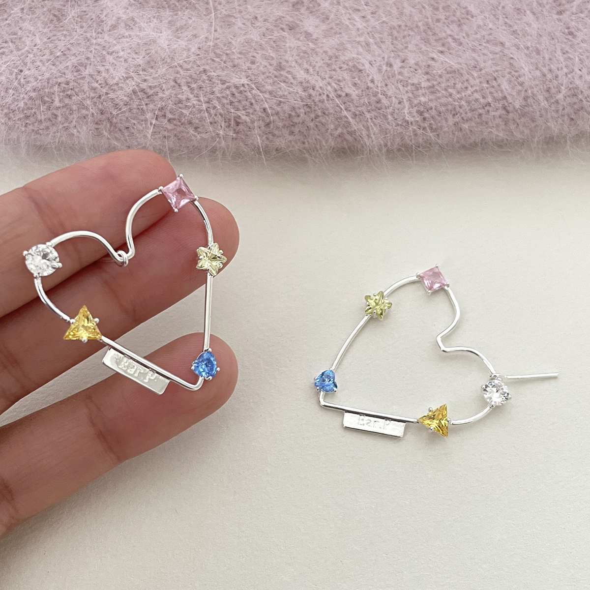 彩色锆石爱心耳圈耳钉