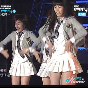 清货！韩国少女时代重逢的世界舞台表演服同款开衫衬衫裙领带四件