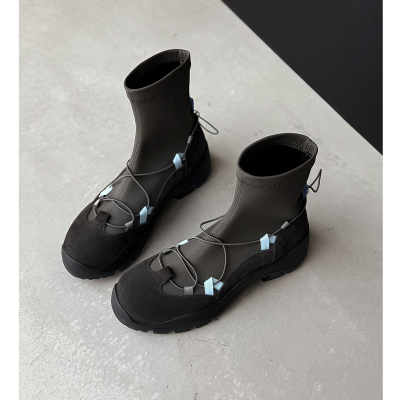 不累脚休闲运动风爆款显瘦短靴