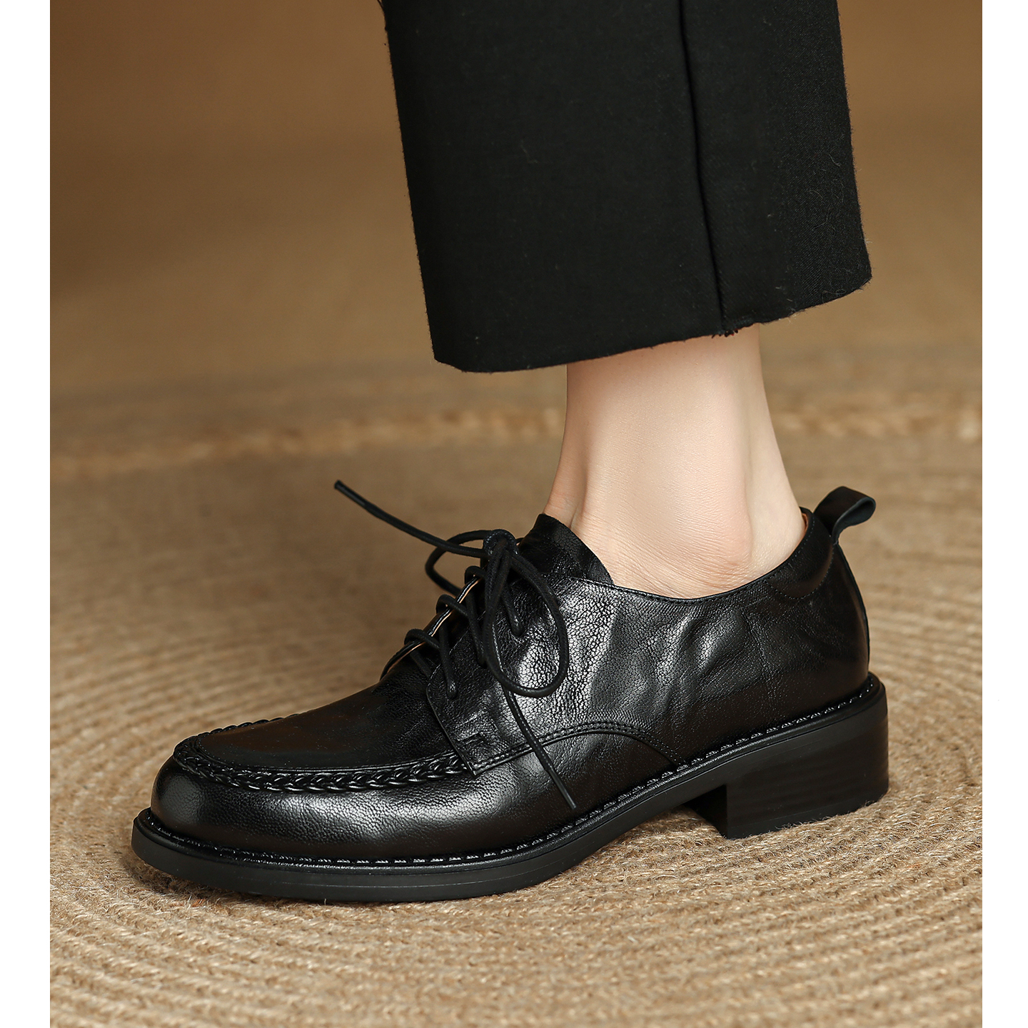 粗跟单鞋系带小皮鞋中跟乐福鞋