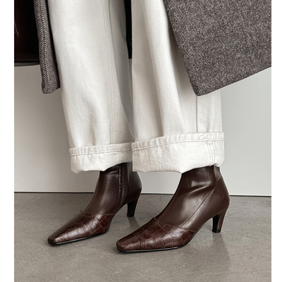 真皮拼接中跟短靴时装瘦瘦靴百搭