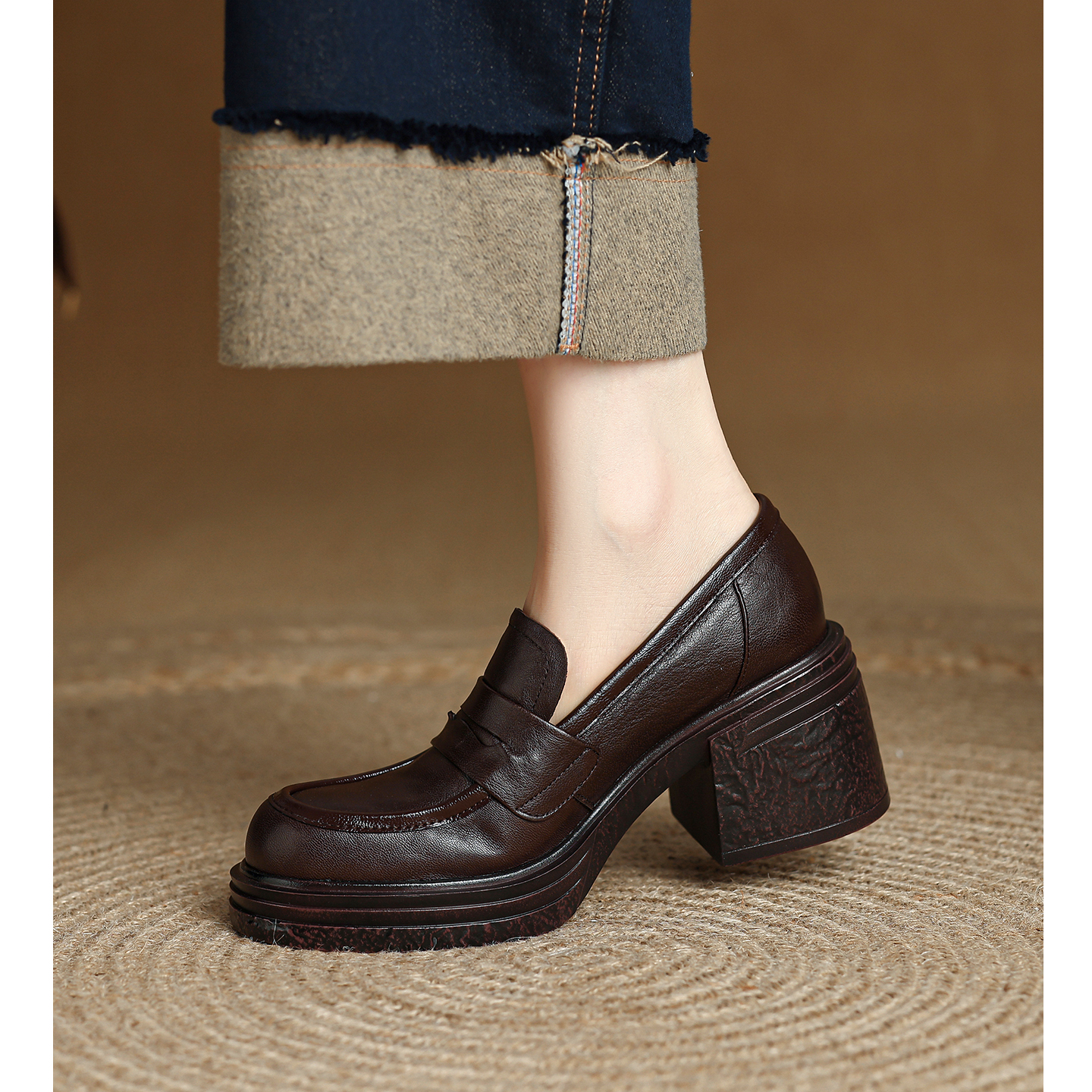 粗跟乐福鞋宽脚可以穿的小皮鞋