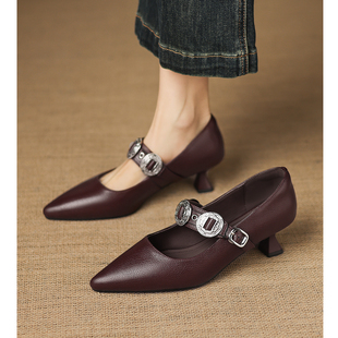 Kmeizu法式优雅~5cm细跟单鞋女春尖头铆钉钻扣一字带玛丽珍高跟鞋