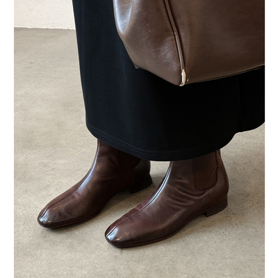 简约平底纯皮短靴烟筒切尔西马靴