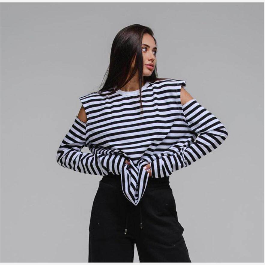 Striped Off Shoulder T-shirt 法式新款条纹圆领长袖露肩T恤上衣