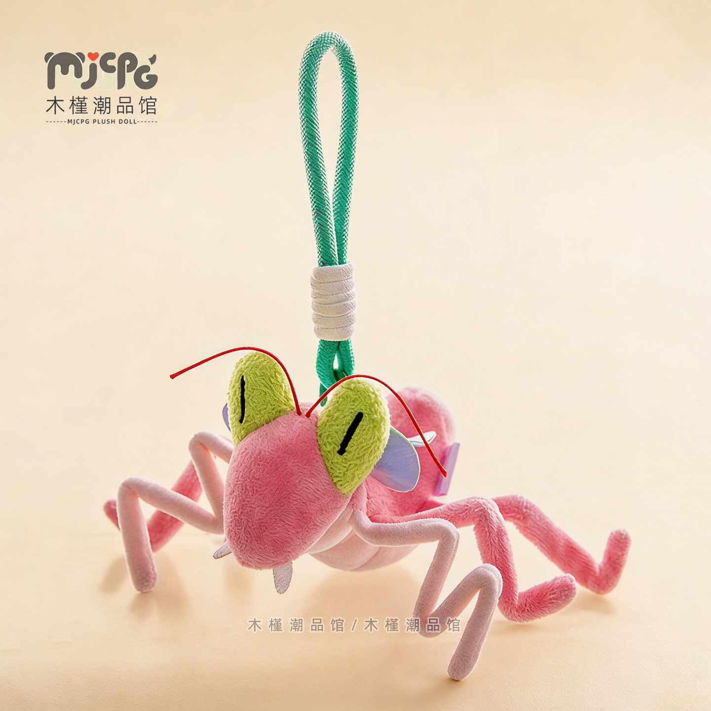 2026新款创意仿真昆虫毛绒公仔挂件苍蝇蟑螂蜘蛛虫虫挂饰个性礼物