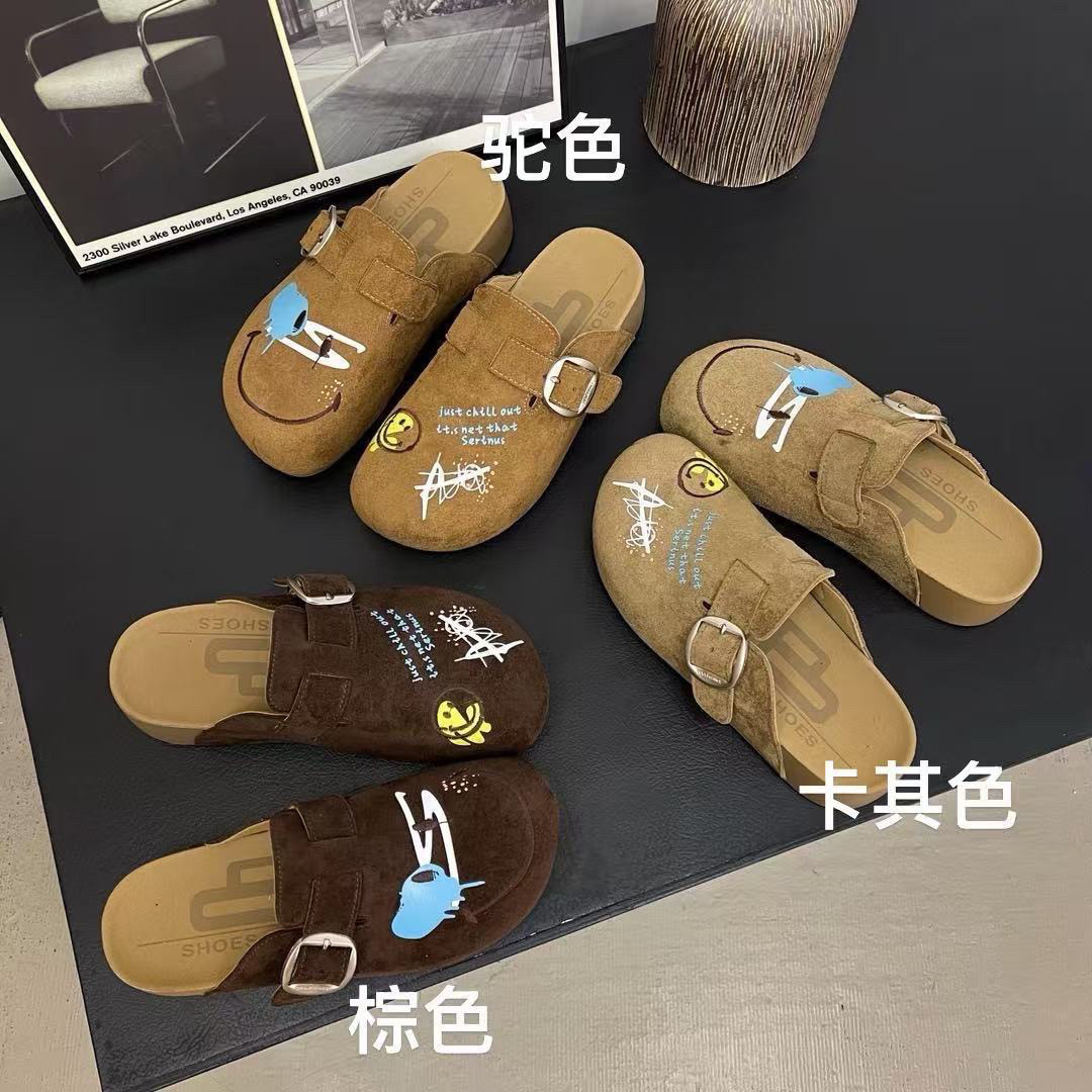2026春季新款复古笑脸刺绣涂鸦厚底勃肯鞋半拖女包头博肯单鞋休闲