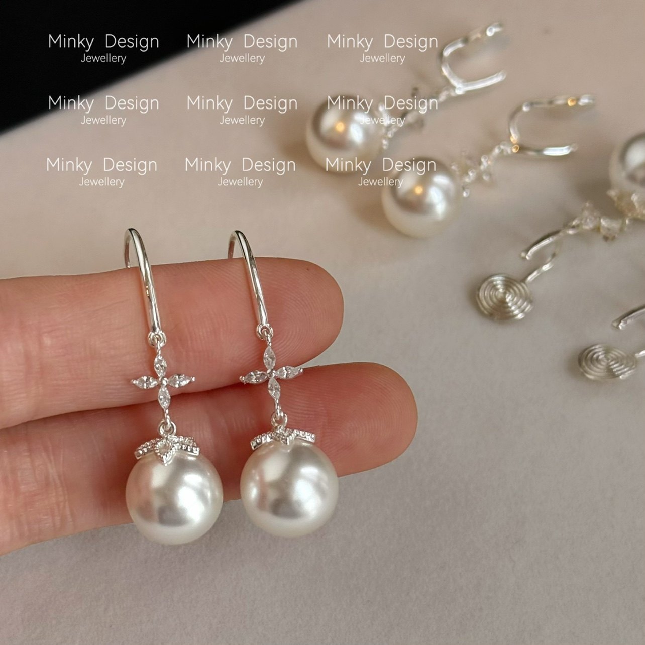 「珠玉映雪」原创四叶草施家珍珠耳钉耳环蚊香盘耳夹女无耳洞耳饰,饰品/流行首饰/时尚饰品新,耳夹,淘宝优惠券,粉丝福利购,淘宝优惠卷