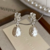 「巴黎旧梦」气质珍珠水滴耳饰蚊香盘耳夹女不规则法式 耳环耳钉银