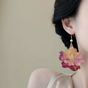 「粉雾海」原创超仙花朵夸张耳环蚊香盘耳夹女无耳洞浪漫耳饰耳钉