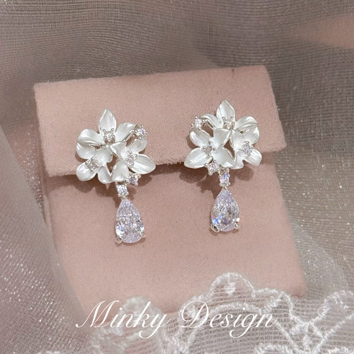 Minky「折花令」气质花朵锆石耳钉蚊香盘耳夹无耳洞精致耳环耳饰