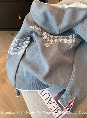 设计感灰色小狗图案拉链连帽针织外套女秋冬慵懒运动休闲毛衣开衫