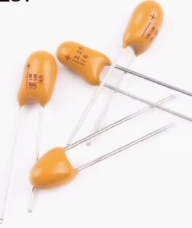 系列直插钽电容 35V106 35V10UF 106L P5/2.5 短脚/黄色