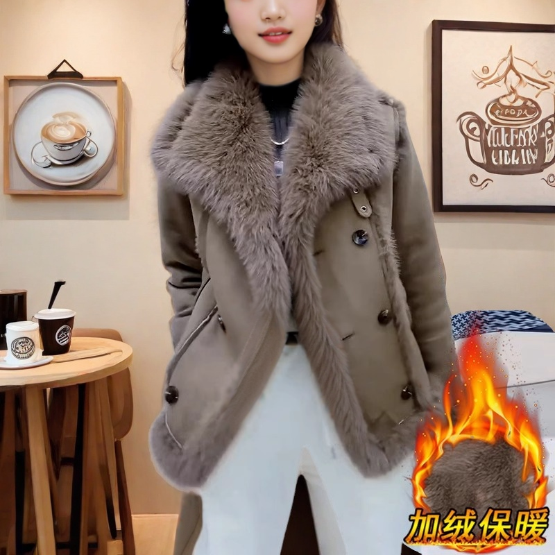 外套女士冬季时尚棉衣加厚棉服