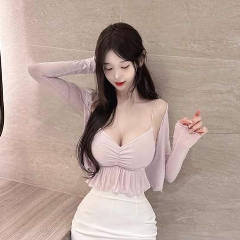 辣妹穿搭一整套纯欲时尚套装低胸性感小吊带长袖开衫上衣两件套女
