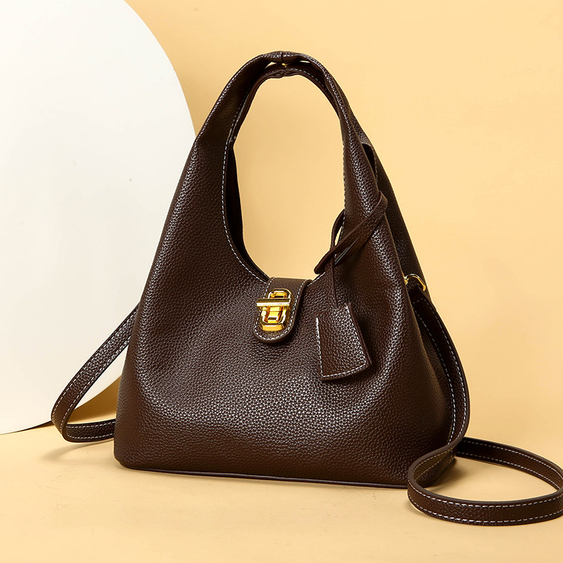 包包女式2026新款超火水桶包单肩包轻奢小众高级感时尚百搭斜挎包