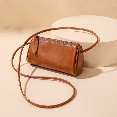 头层牛皮小圆筒包植鞣牛皮