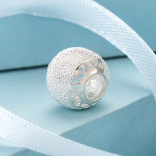 Pandora潘多拉17春季新品 不朽镂空爱心磨砂珠子792097