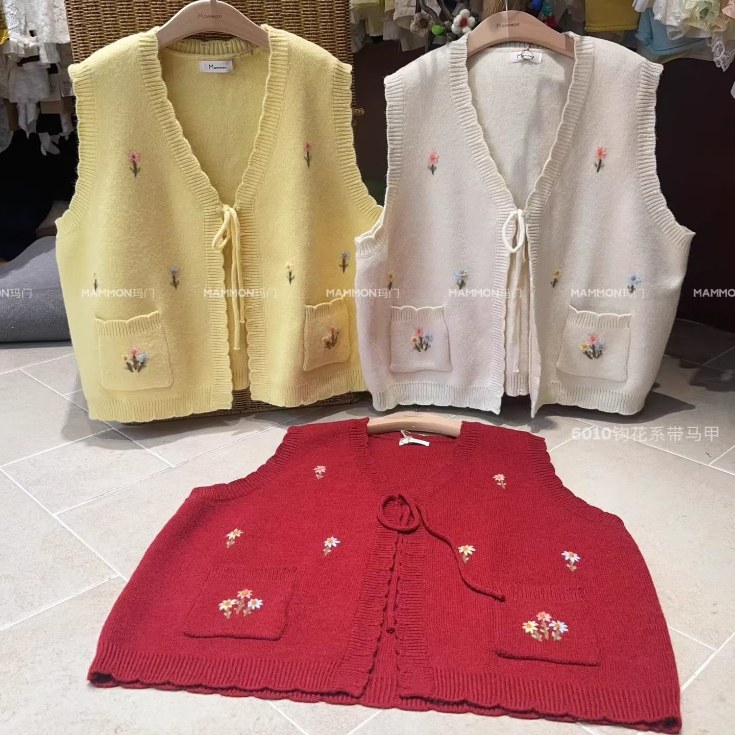 玛门2026春季韩系系带糖果色小清新重工手钩花针织晴棉马甲上衣女