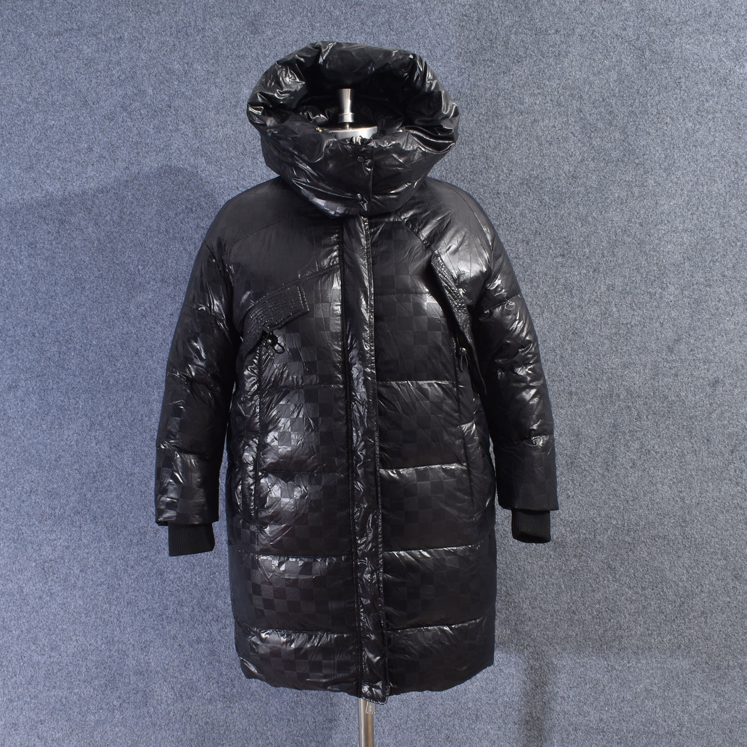 黑色连帽中长款羽绒服女冬季加厚保暖宽松大码外套