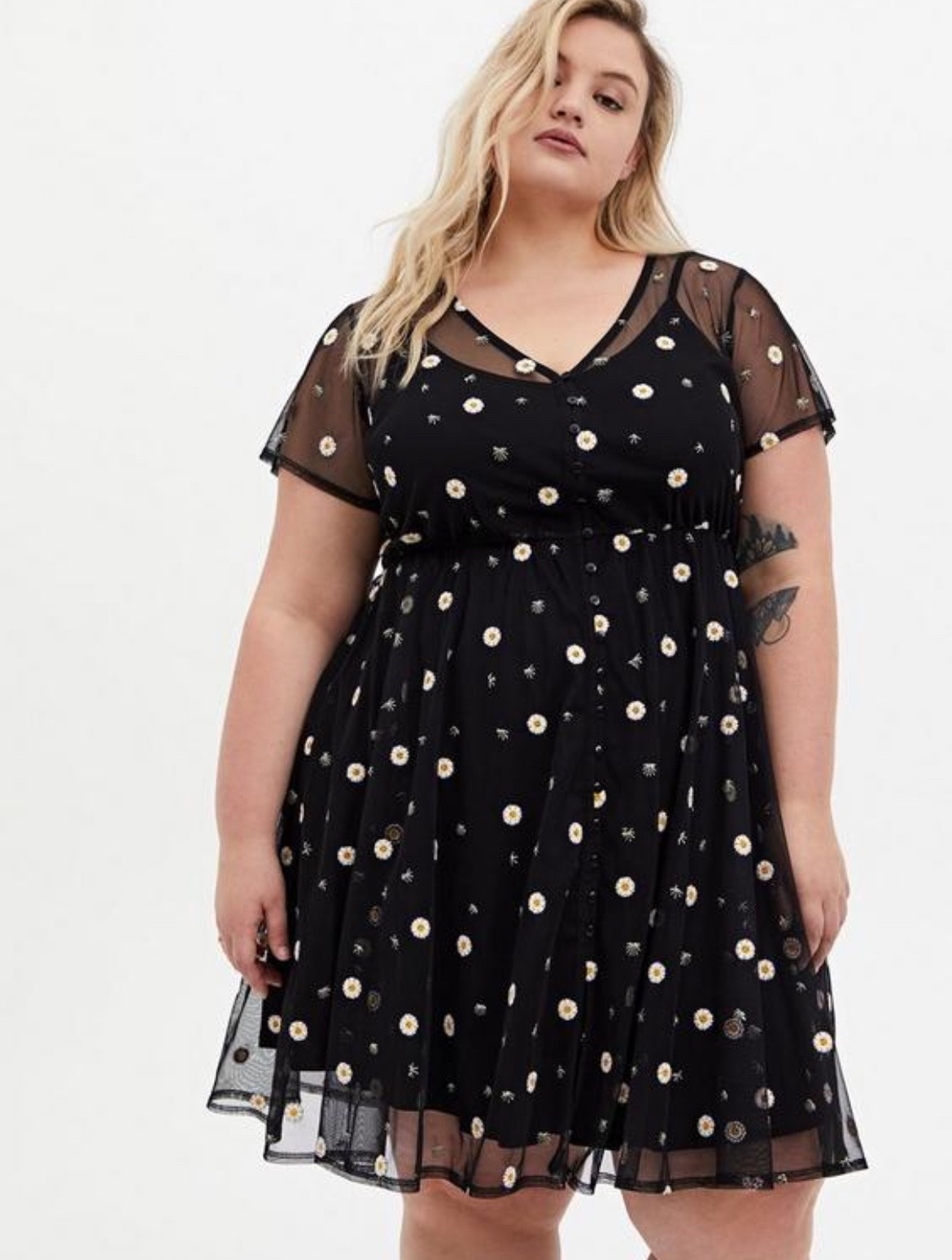 TORRID200斤180斤胸围120-130cm欧美大码优惠特价式中长款连衣裙