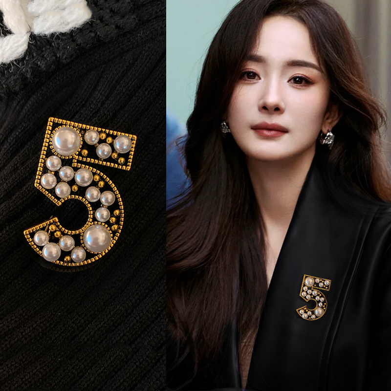 金色珍珠款数字胸针女
