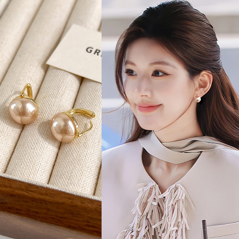 时尚轻奢韩系独特珍珠款耳钉