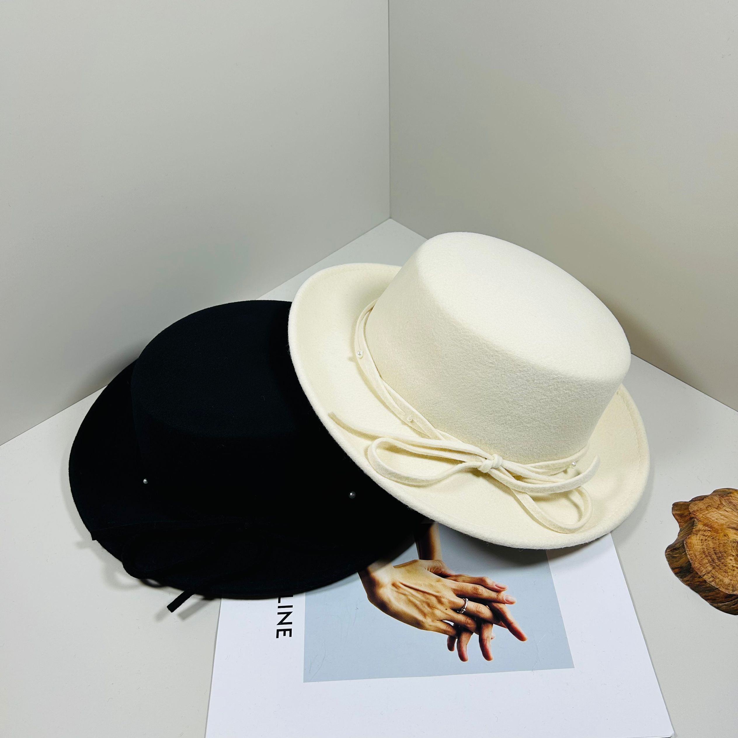 法式赫本风蝴蝶结平顶礼帽女