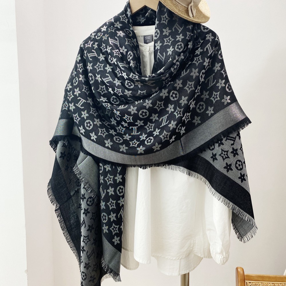 提花色织丝毛超大方巾140女时尚秋冬季丝绒围巾外搭披肩拆须边