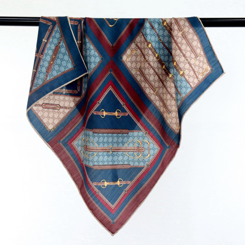 真丝羊毛方巾百搭丝毛披肩围巾