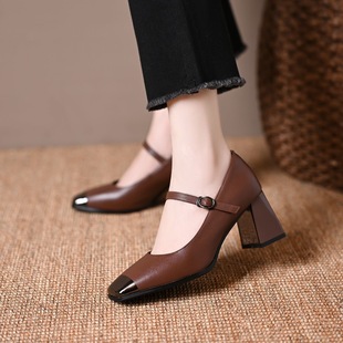 玛丽珍鞋女2025年新款粗跟高跟鞋一字带复古金属方头小皮鞋女单鞋
