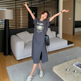 法式盐系慵懒风T恤连衣裙女2025夏季新款韩版宽松显瘦开叉长裙子，女装连衣裙，维壹