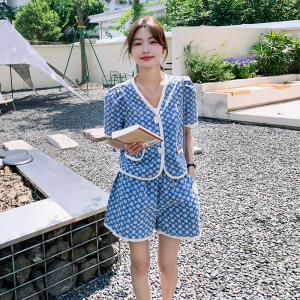 韩系小香风短裤套装女2025夏季新款设计感气质显瘦上衣名媛两件套图片