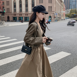 美拉德PU皮衣连衣裙套装女2025秋新款气质时尚洋气高腰裙子两件套图片
