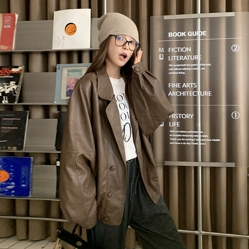 双排扣西装领洋气女复古炸街pu皮夹克学院风咖色美式6057P165K238，女装短外套，维壹