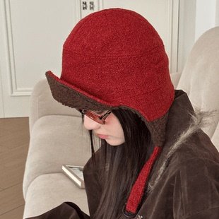 2025新款李兰迪同款羊羔毛系带飞行帽女秋冬时尚百搭护耳雷锋帽潮