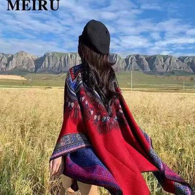 民族风披肩女外搭2024新款云南丽江大理旅游穿搭斗篷外套秋冬围巾