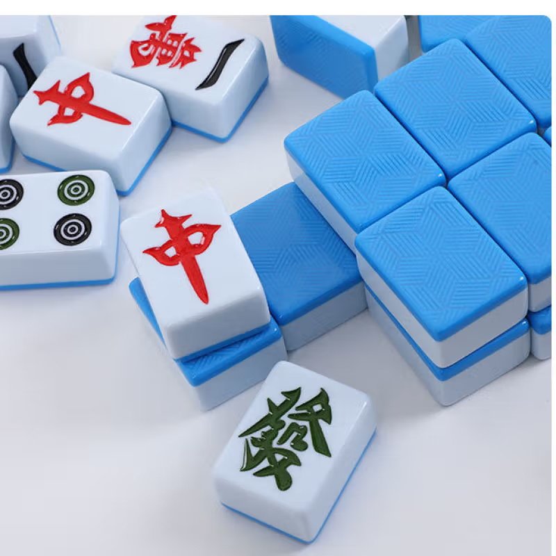 全自动麻将桌麻将牌图片