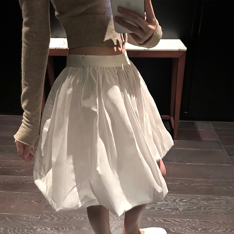 【5折】GYOKUU 白色花苞半身蓬蓬短裙