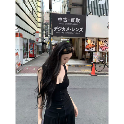 GYOKUU【时尚密码】天丝 黑色假两件蕾丝拼接背心（含胸垫）