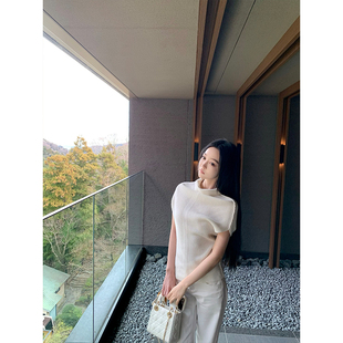 灰色2色针织毛衣背心 白 GYOKUU 2025ss