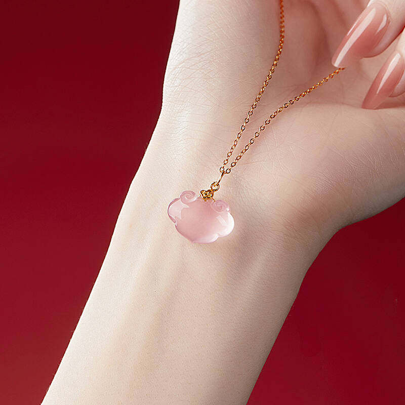 S925银芙蓉石粉水晶平安锁项链女轻奢高级如意吊坠百搭锁骨链送礼